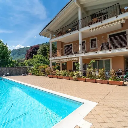 The A-line View A & B With Pool & Garage Lejlighed