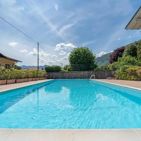 The A-line View A & B With Pool & Garage Lejlighed Lenno