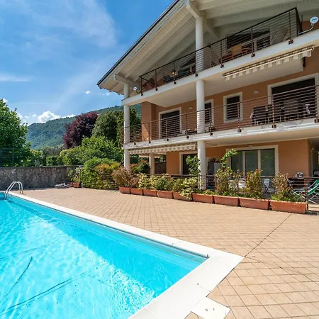 The A-line View A & B With Pool & Garage Lejlighed